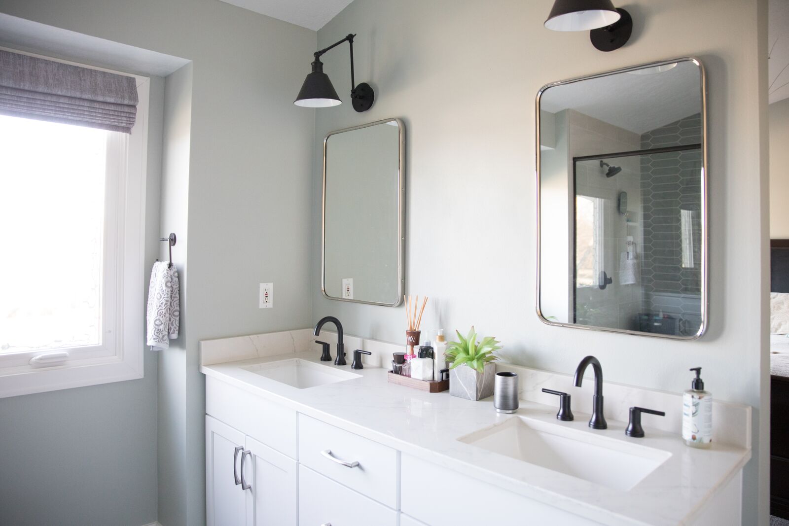 Contemporary Bathroom in Des Moines IA 2